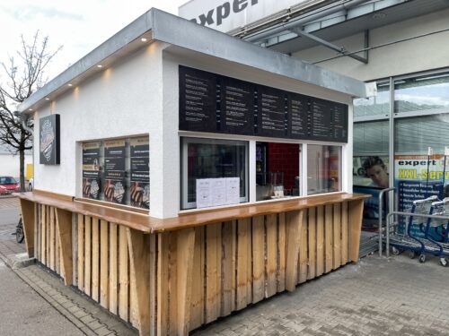 Grillhütte Sonthofen – Imbiss in Sonthofen – leckere Burger, Currywurst, Pommes und Co. bestellen